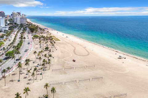 Condo in Fort Lauderdale, Florida, 1 bedroom  № 1217686 - photo 14