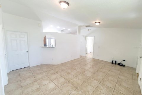 Villa ou maison à vendre à Kissimmee, Floride: 3 chambres, 100.33 m2 № 1344674 - photo 10