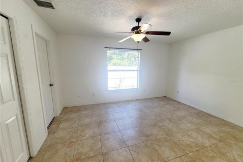 House in Kissimmee, Florida 3 bedrooms, 100.33 sq.m. № 1344674 - photo 7