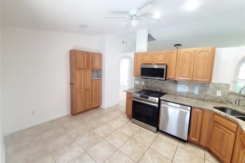 Villa ou maison à vendre à Kissimmee, Floride: 3 chambres, 100.33 m2 № 1344674 - photo 5