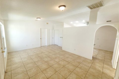 Villa ou maison à vendre à Kissimmee, Floride: 3 chambres, 100.33 m2 № 1344674 - photo 6