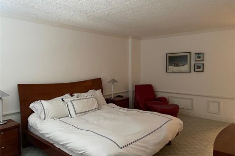 Condominio en venta en Hillsboro Beach, Florida, 2 dormitorios, 111.48 m2 № 117046 - foto 15