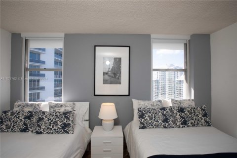 Copropriété à vendre à Miami Beach, Floride: 2 chambres, 118.91 m2 № 1281883 - photo 19