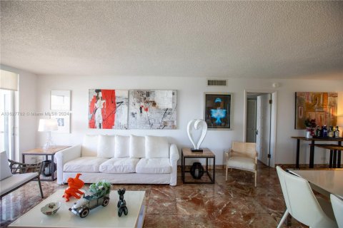 Condominio en venta en Miami Beach, Florida, 2 dormitorios, 118.91 m2 № 1281883 - foto 11