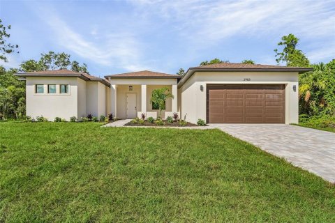 Villa ou maison à vendre à North Port, Floride: 3 chambres, 182.92 m2 № 1262152 - photo 1