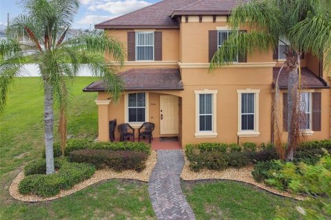 Touwnhouse à vendre à Davenport, Floride: 4 chambres, 172.43 m2 № 1307285 - photo 1