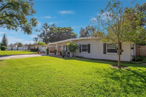 Villa ou maison à vendre à Orlando, Floride: 3 chambres, 92.9 m2 № 1404789 - photo 2