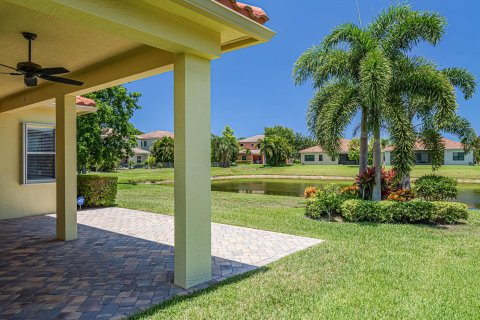 Casa en venta en Vero Beach, Florida, 4 dormitorios, 225.94 m2 № 1221388 - foto 11