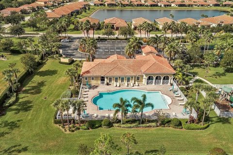 Villa ou maison à vendre à Vero Beach, Floride: 4 chambres, 225.94 m2 № 1221388 - photo 4