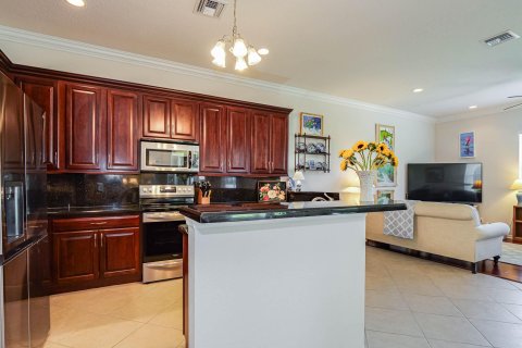 House in Vero Beach, Florida 4 bedrooms, 225.94 sq.m. № 1221388 - photo 30