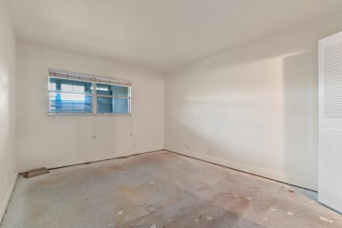 Condominio en venta en Delray Beach, Florida, 2 dormitorios, 82.03 m2 № 1221481 - foto 14