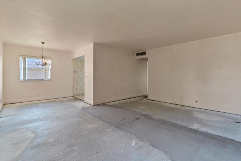 Condominio en venta en Delray Beach, Florida, 2 dormitorios, 82.03 m2 № 1221481 - foto 9