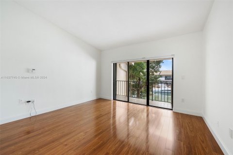 Condo in North Miami Beach, Florida, 3 bedrooms  № 1316302 - photo 30