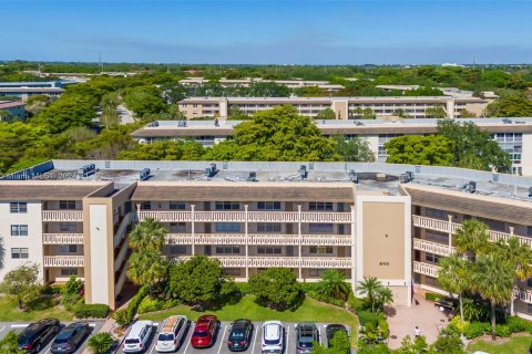 Condo in Coconut Creek, Florida, 2 bedrooms  № 1104197 - photo 23