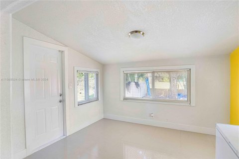 Casa en venta en Lauderhill, Florida, 3 dormitorios, 108.05 m2 № 1116351 - foto 20