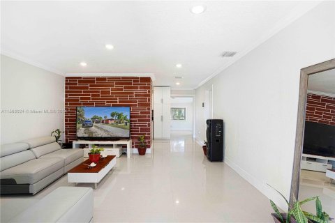 Villa ou maison à vendre à Lauderhill, Floride: 3 chambres, 108.05 m2 № 1116351 - photo 3