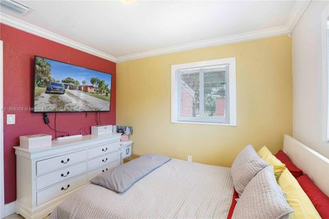 Casa en venta en Lauderhill, Florida, 3 dormitorios, 108.05 m2 № 1116351 - foto 11