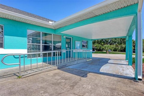 Immobilier commercial à vendre à Cocoa, Floride: 209.03 m2 № 1245319 - photo 8