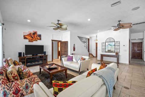 Villa ou maison à vendre à Palm Coast, Floride: 3 chambres, 275.55 m2 № 744914 - photo 8