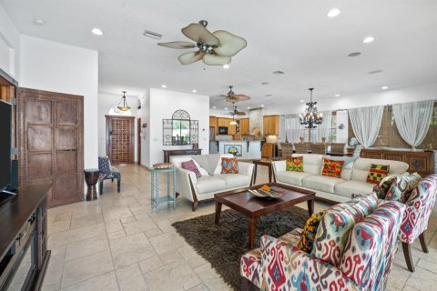 Villa ou maison à vendre à Palm Coast, Floride: 3 chambres, 275.55 m2 № 744914 - photo 7