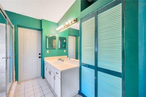 Casa en venta en New Port Richey, Florida, 4 dormitorios, 188.41 m2 № 1381181 - foto 24