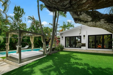 Casa en venta en Miami Beach, Florida, 3 dormitorios, 189.52 m2 № 1382030 - foto 24