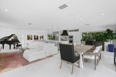 Casa en venta en Miami Beach, Florida, 3 dormitorios, 189.52 m2 № 1382030 - foto 14