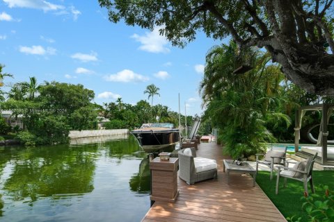 Casa en venta en Miami Beach, Florida, 3 dormitorios, 189.52 m2 № 1382030 - foto 25