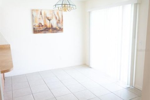 Immobilier commercial à vendre à Edgewater, Floride: 219.99 m2 № 1346933 - photo 5