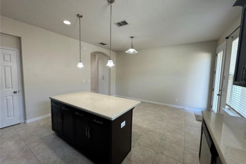 Townhouse in Windermere, Florida 3 bedrooms, 146.79 sq.m. № 1346898 - photo 4