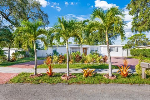 Villa ou maison à vendre à West Park, Floride: 4 chambres, 150.78 m2 № 1294670 - photo 3