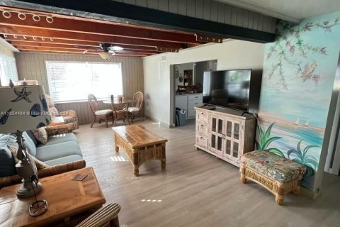 Appartement à louer à Marathon, Floride: 4 chambres, 134.43 m2 № 1348992 - photo 12