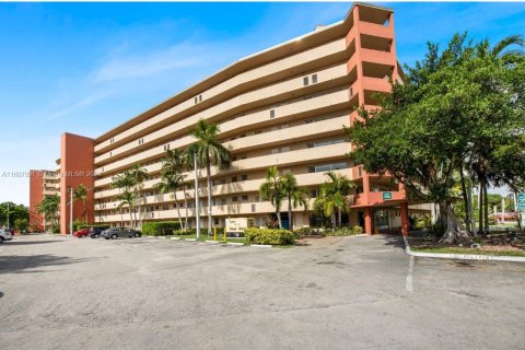 Condominio en venta en Miami, Florida, 2 dormitorios, 151.71 m2 № 1231206 - foto 8