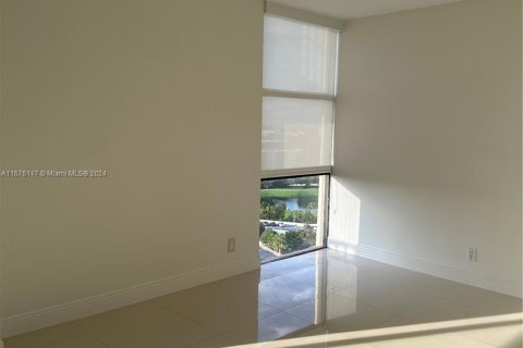 Copropriété à vendre à Aventura, Floride: 1 chambre, 96.43 m2 № 1400121 - photo 9