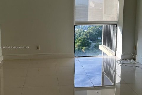 Condominio en venta en Aventura, Florida, 1 dormitorio, 96.43 m2 № 1400121 - foto 18