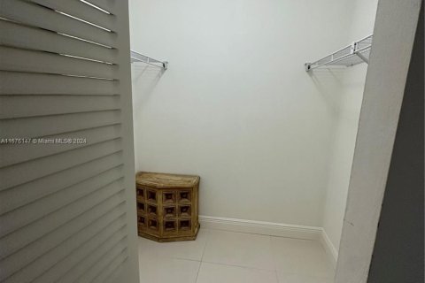 Condominio en venta en Aventura, Florida, 1 dormitorio, 96.43 m2 № 1400121 - foto 22