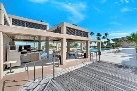 Condominio en venta en Key Biscayne, Florida, 2 dormitorios № 1325385 - foto 5