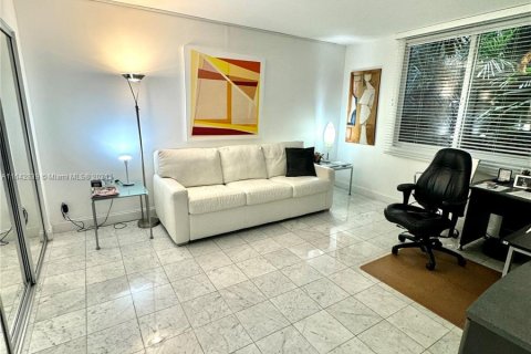 Condominio en venta en Key Biscayne, Florida, 2 dormitorios № 1325385 - foto 10