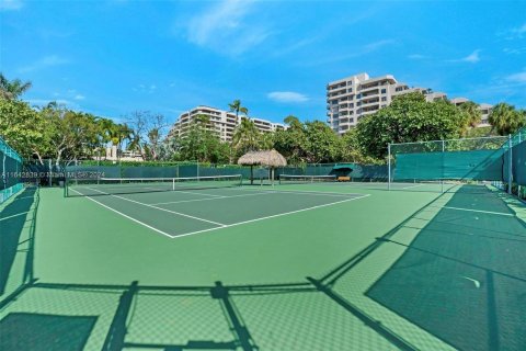 Condominio en venta en Key Biscayne, Florida, 2 dormitorios № 1325385 - foto 6