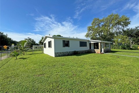 Villa ou maison à vendre à Miami, Floride: 3 chambres, 128.86 m2 № 1386049 - photo 20