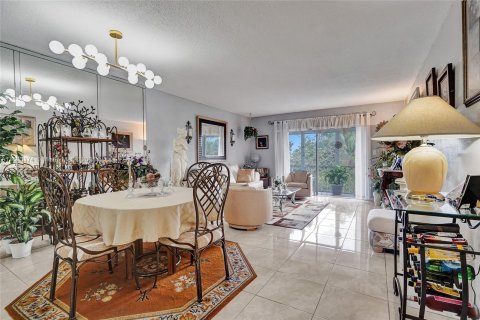Condominio en venta en Hollywood, Florida, 2 dormitorios, 92.16 m2 № 1235206 - foto 18