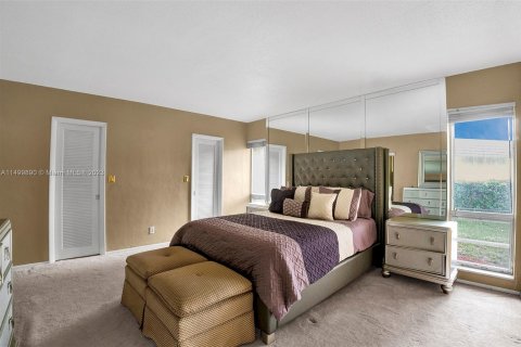 Casa en venta en Tamarac, Florida, 2 dormitorios, 179.39 m2 № 889957 - foto 14