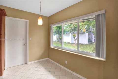 Casa en venta en Tamarac, Florida, 2 dormitorios, 179.39 m2 № 889957 - foto 29