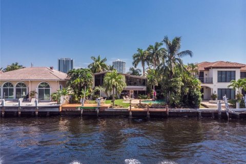 Villa ou maison à vendre à Pompano Beach, Floride: 3 chambres, 258.92 m2 № 109560 - photo 17