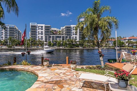 Casa en venta en Pompano Beach, Florida, 3 dormitorios, 258.92 m2 № 109560 - foto 28