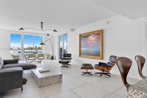 Condominio en venta en Bay Harbor Islands, Florida, 3 dormitorios, 168.99 m2 № 839395 - foto 7