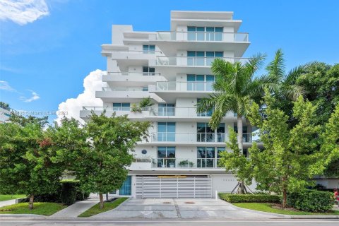 Condominio en venta en Bay Harbor Islands, Florida, 3 dormitorios, 168.99 m2 № 839395 - foto 3