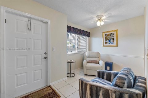 Copropriété à vendre à Tamarac, Floride: 2 chambres, 118.45 m2 № 839362 - photo 5