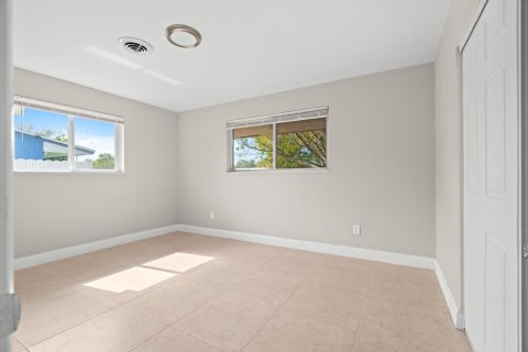 Casa en venta en Pembroke Pines, Florida, 3 dormitorios, 125.23 m2 № 984023 - foto 25