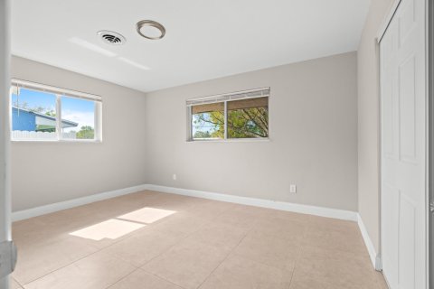 Villa ou maison à vendre à Pembroke Pines, Floride: 3 chambres, 125.23 m2 № 984023 - photo 25